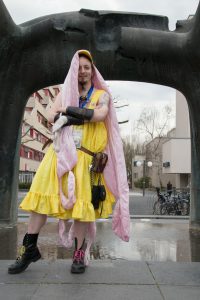 BronyFair-2015-CertainGoat-102-IMG 1161