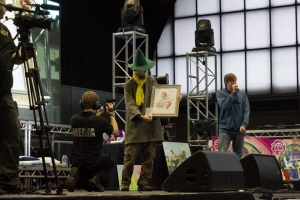 BUCK2014-charity-auction-11